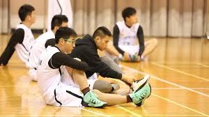 湖人惜败雄鹿！詹姆斯尽力，众配角发挥，东契奇+艾顿攻守全垮！